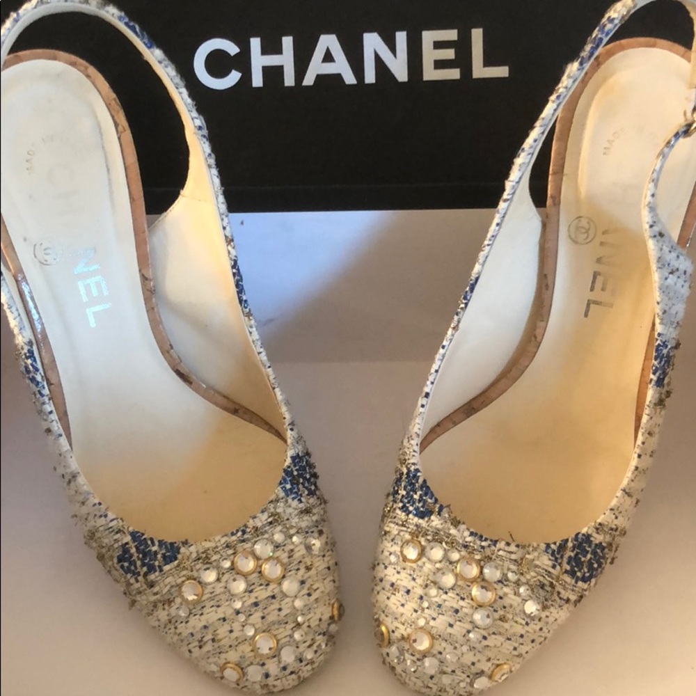 Chanel slingbacks tweed and crystal CC